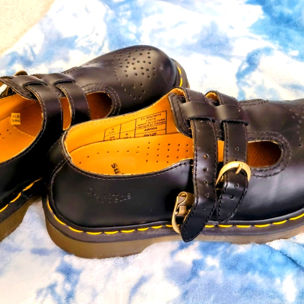 Dr Martens Mary Jane's black women's shoes